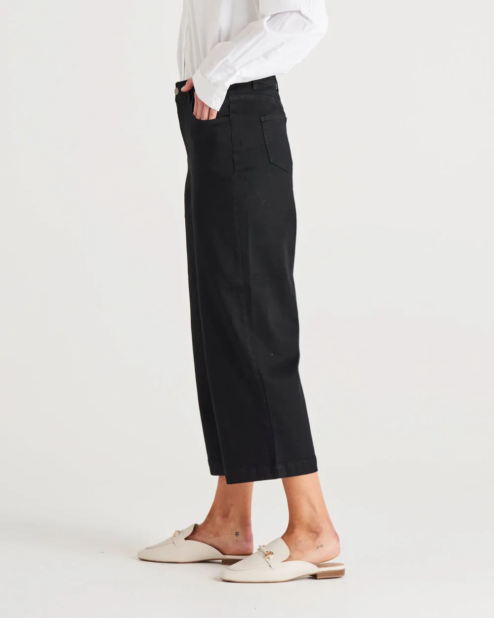 Betty Basics Tabitha Crop Jean Black