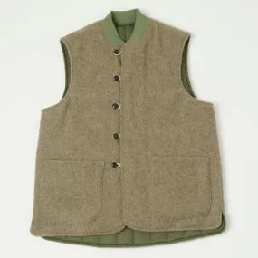 East Harbour Surplus 'Oliver' Reversible Sports Vest - Beige/Green